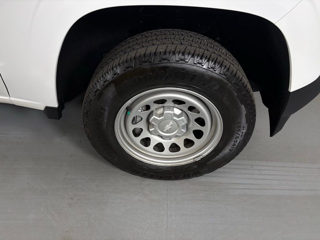 Used 2024 Chevrolet Colorado W/T w/ Safety Package image 13