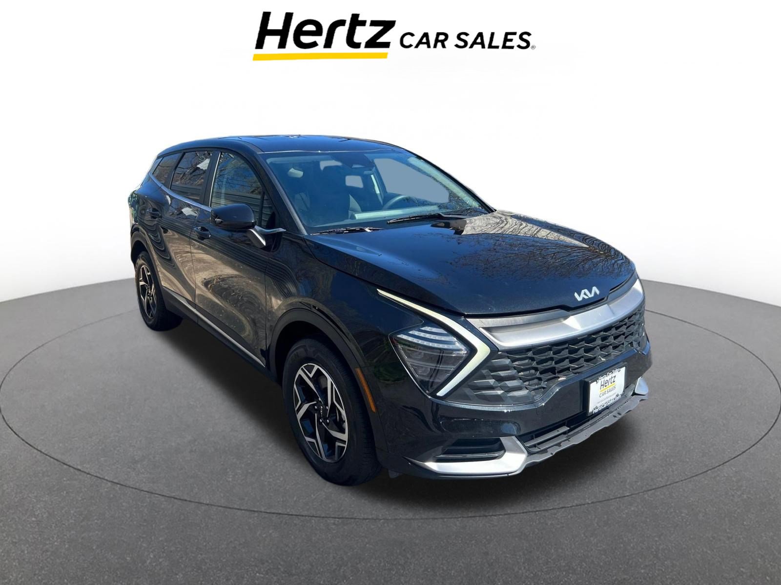 Used 2025 Kia Sportage LX image 1