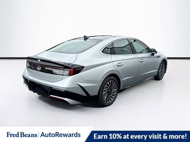 New 2025 Hyundai Sonata Limited FWD image 9