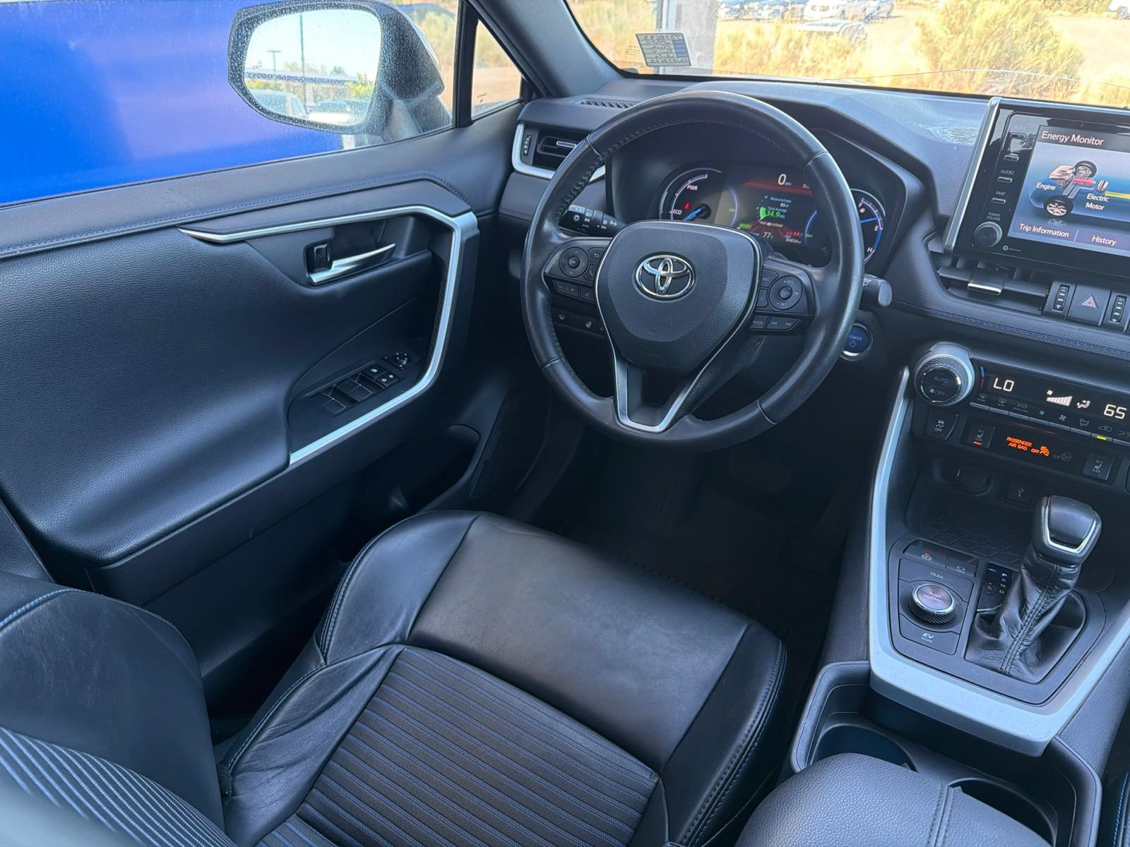 Used 2020 Toyota RAV4 XSE AWD/4WD image 12