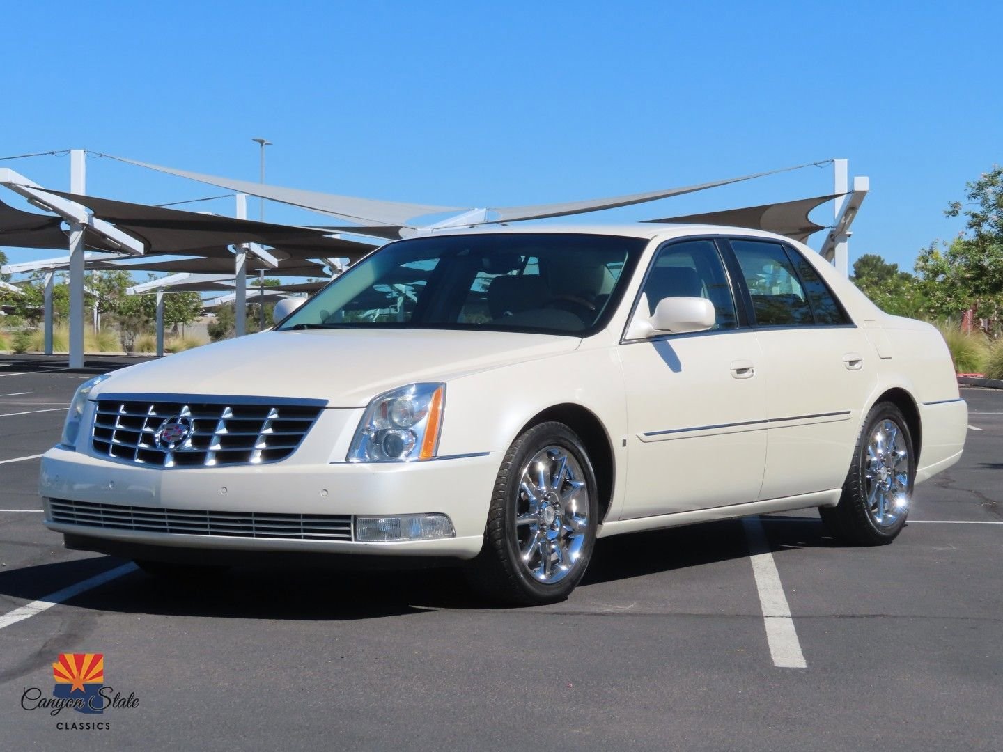 Used 2009 Cadillac DTS image 7