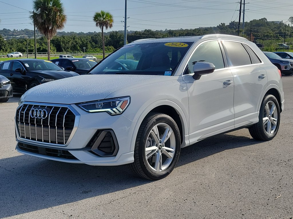 Used 2023 Audi Q3 2.0T Premium Plus AWD/4WD image 2