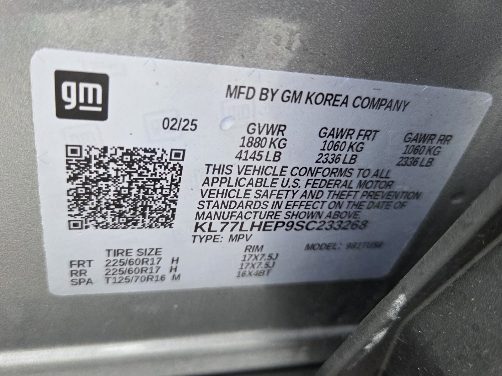 Certified 2025 Chevrolet Trax LT w/ LT Convenience Package FWD image 24
