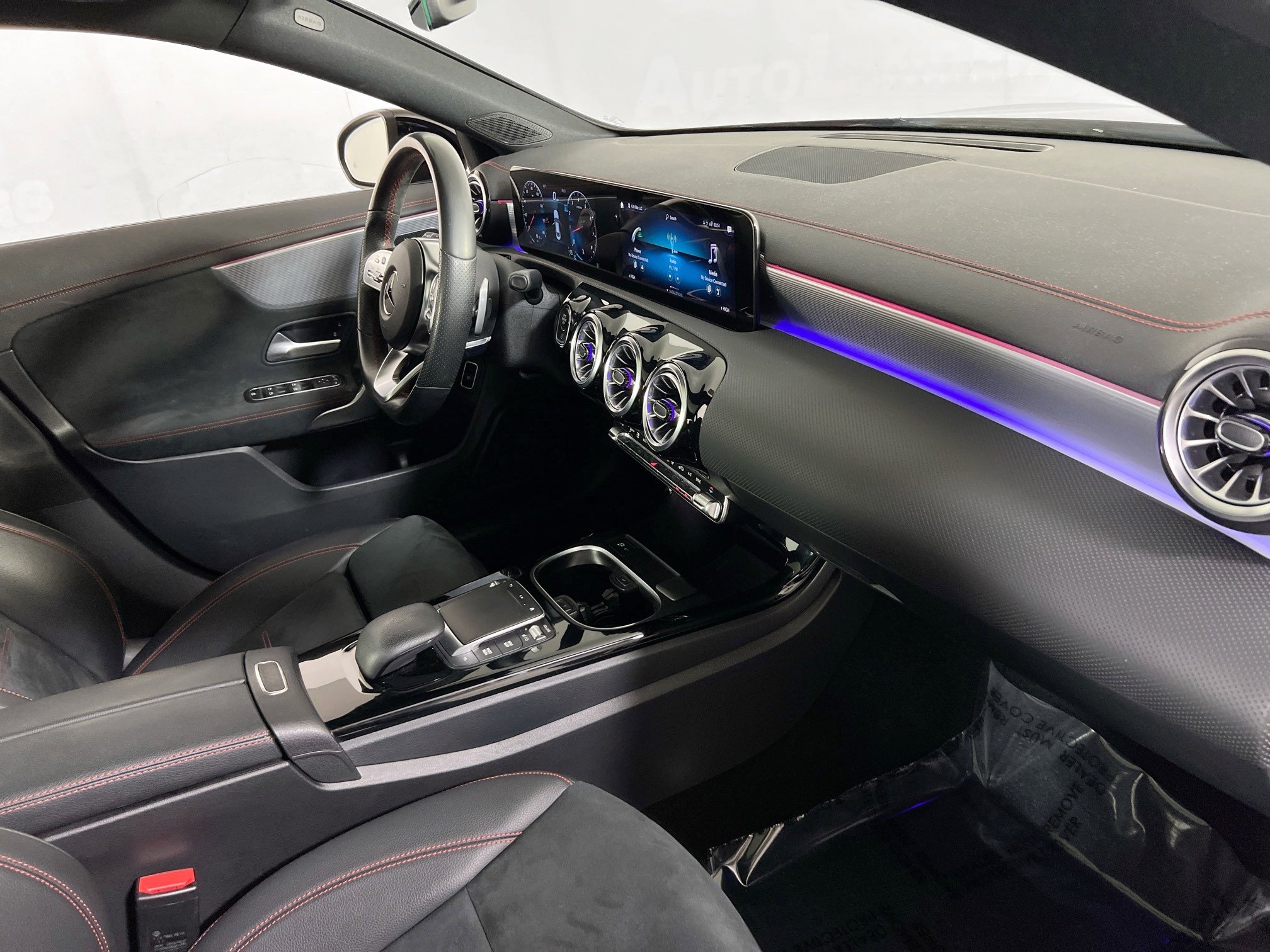 Used 2022 Mercedes-Benz CLA 250 image 28