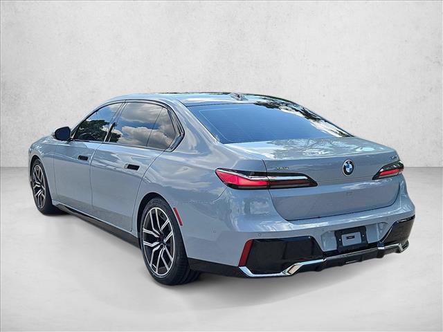 Used 2024 BMW 740i xDrive AWD/4WD image 8