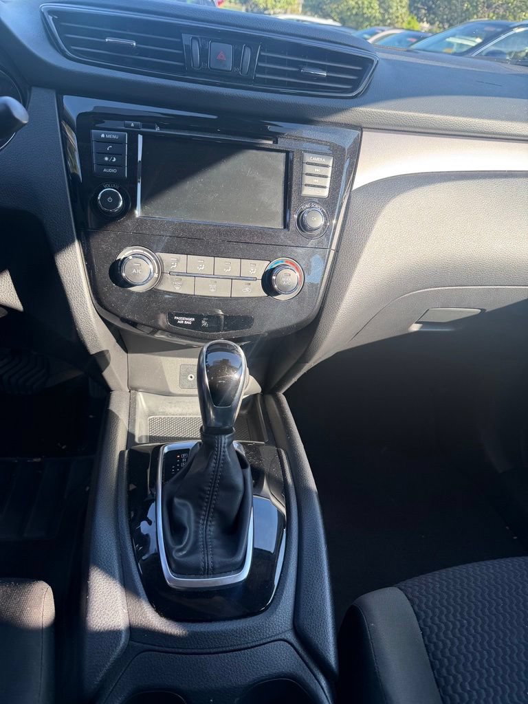 Used 2021 Nissan Rogue Sport S AWD/4WD image 12