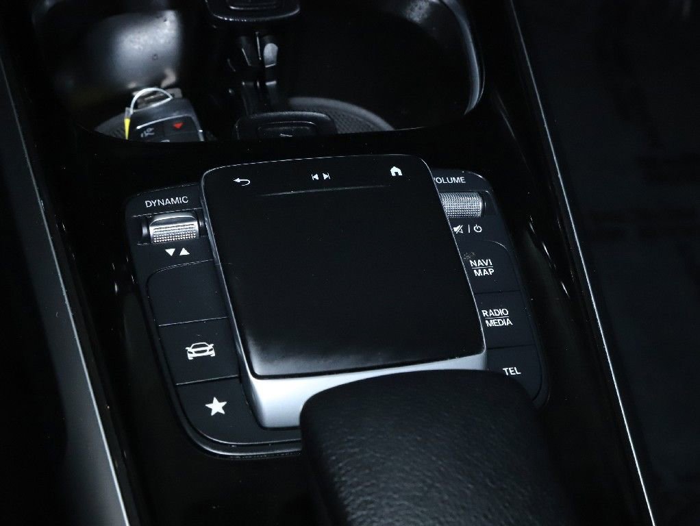 Used 2023 Mercedes-Benz GLB 250 4MATIC image 28