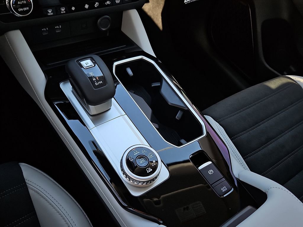 New 2025 Mitsubishi Outlander SE AWD/4WD image 15