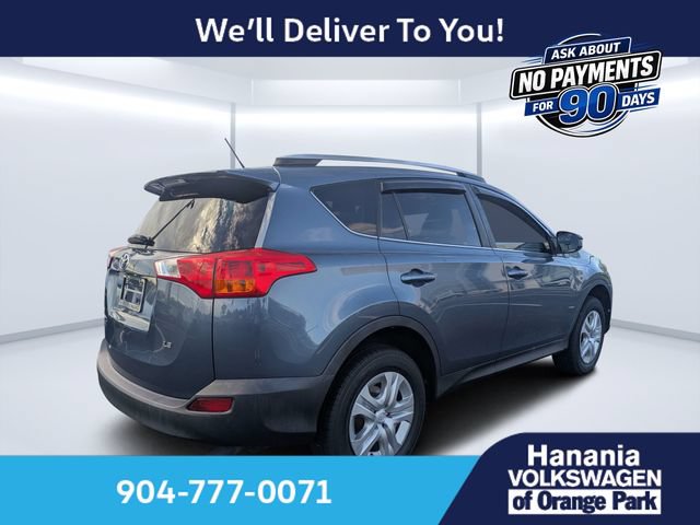Used 2014 Toyota RAV4 LE FWD image 3