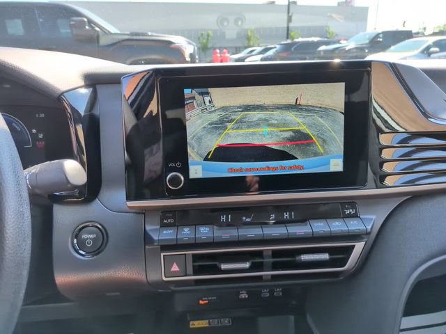 Used 2025 Toyota Camry LE FWD image 11