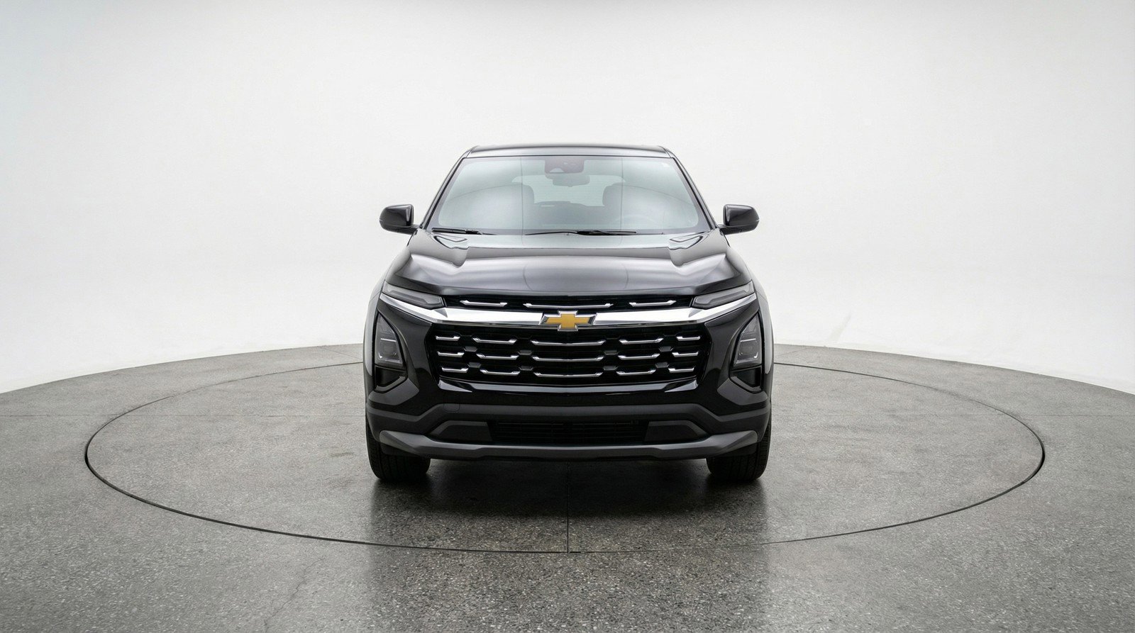 Used 2025 Chevrolet Equinox LT image 2