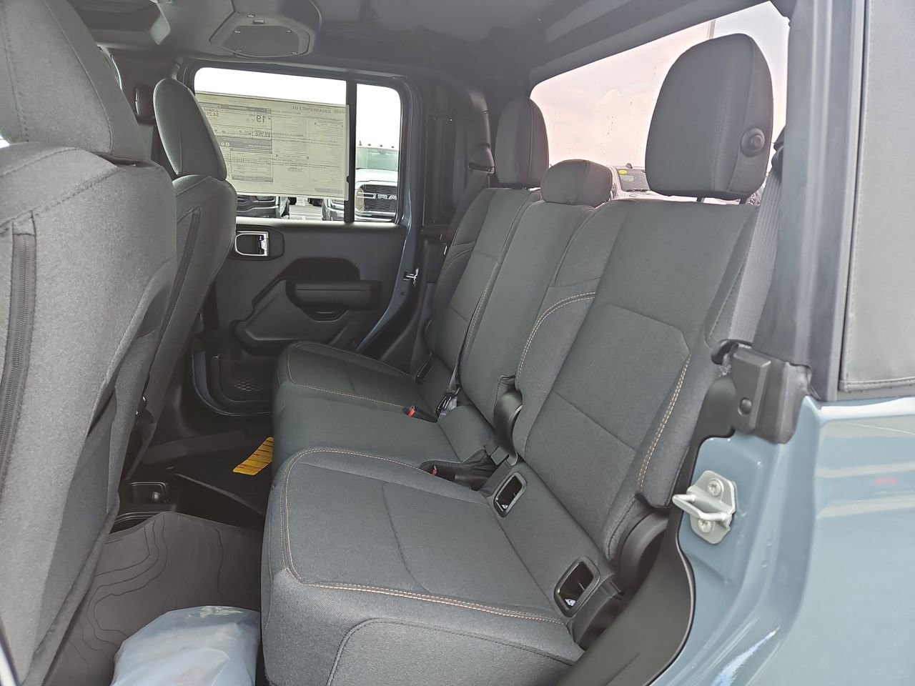 New 2025 Jeep Gladiator Sport image 13