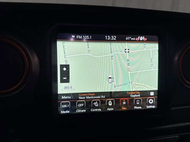 Used 2021 Jeep Gladiator Mojave w/ Uconnect 4C Nav & Sound Group image 22