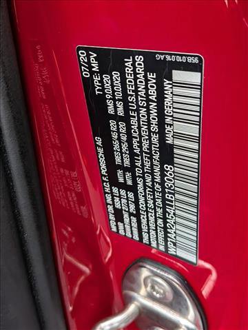 Used 2020 Porsche Macan image 24