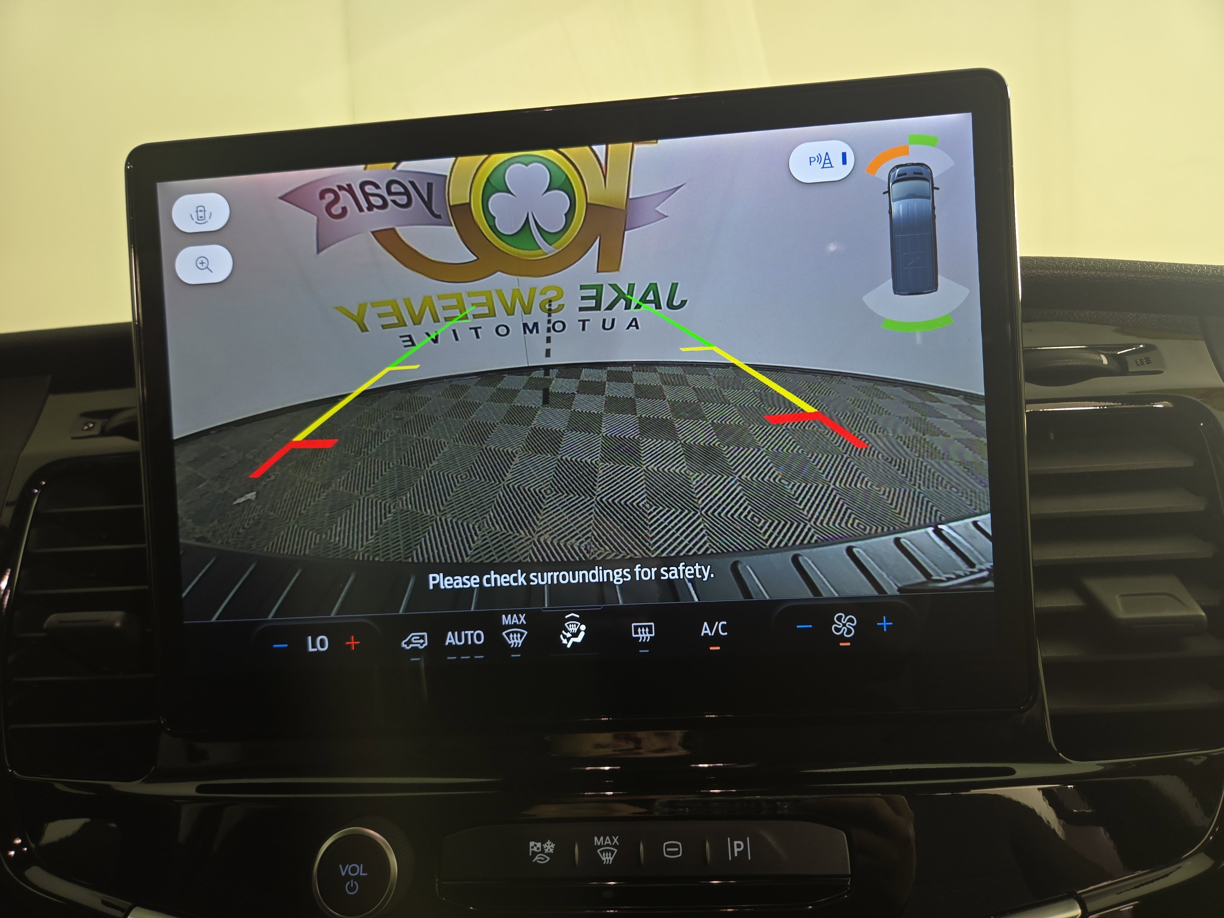 Used 2024 Ford Transit 350 XLT image 22