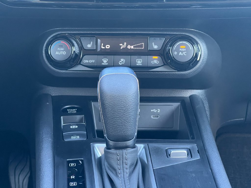 New 2026 Nissan Kicks SV w/ Cold Weather Package FWD image 5