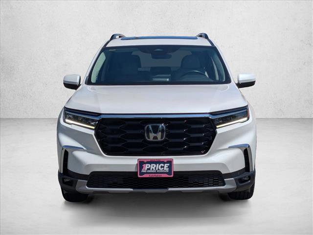 Used 2023 Honda Pilot Touring image 2