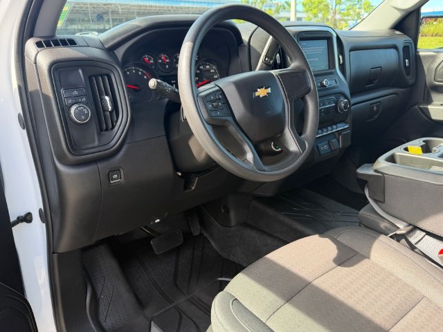 Used 2025 Chevrolet Silverado 1500 Custom w/ LPO, Dark Essentials Package RWD image 11