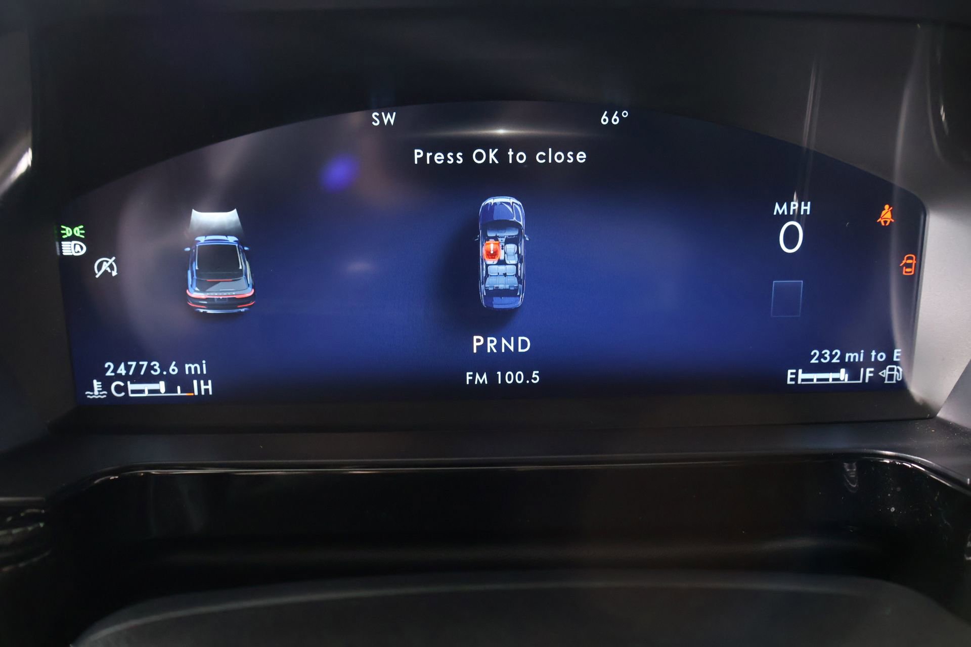 Used 2024 Lincoln Corsair Reserve w/ Equipment Group 201A image 4