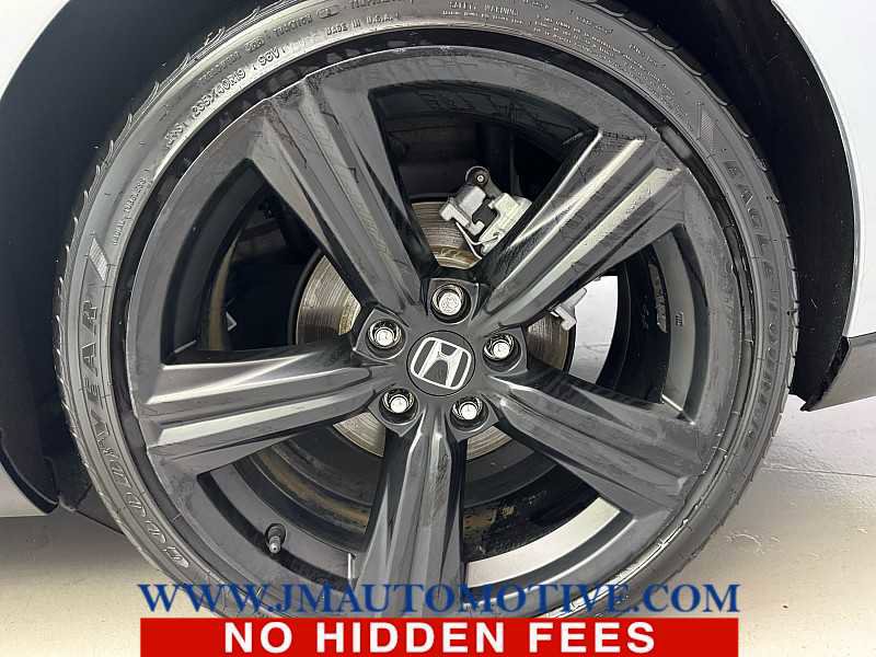 Used 2023 Honda Accord Sport image 9