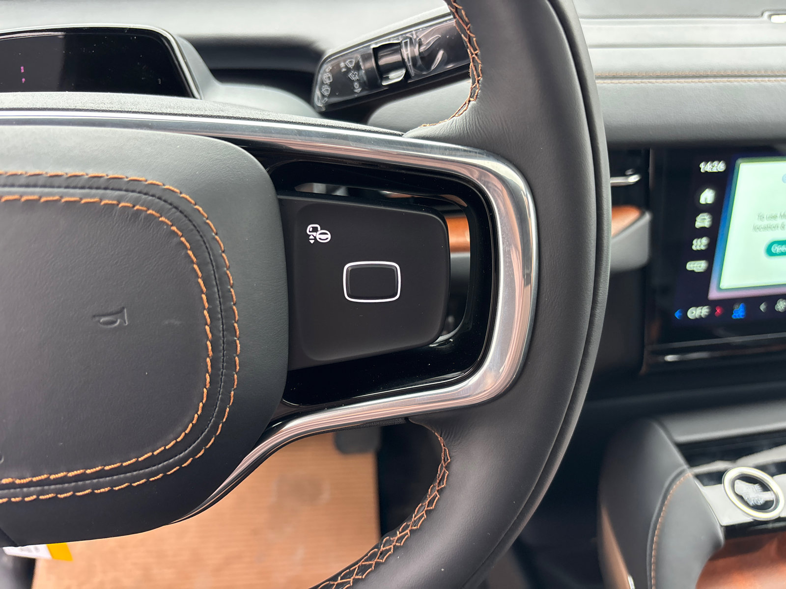 New 2026 Lincoln Navigator L Black Label AWD/4WD image 17