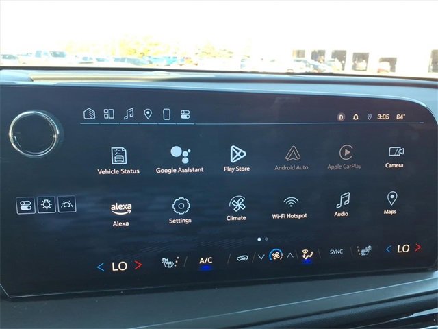 Used 2024 Chevrolet Traverse LT image 19