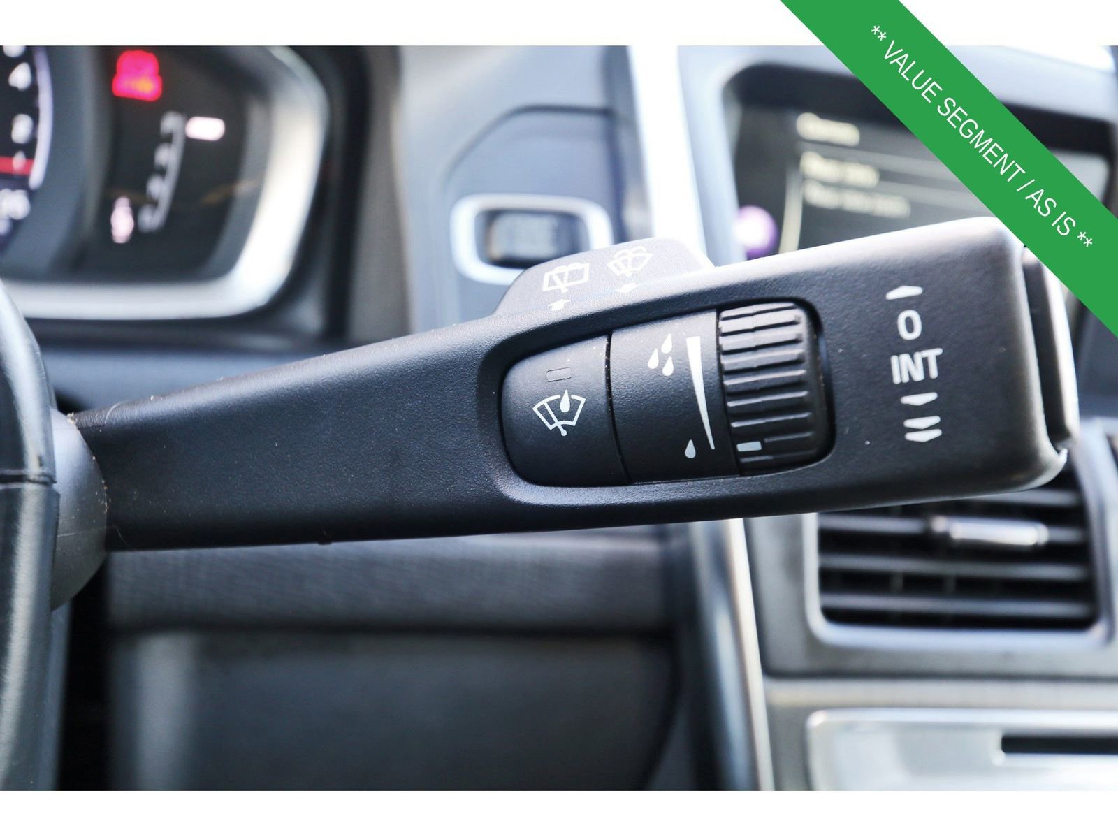 Used 2016 Volvo XC60 T5 Platinum image 21