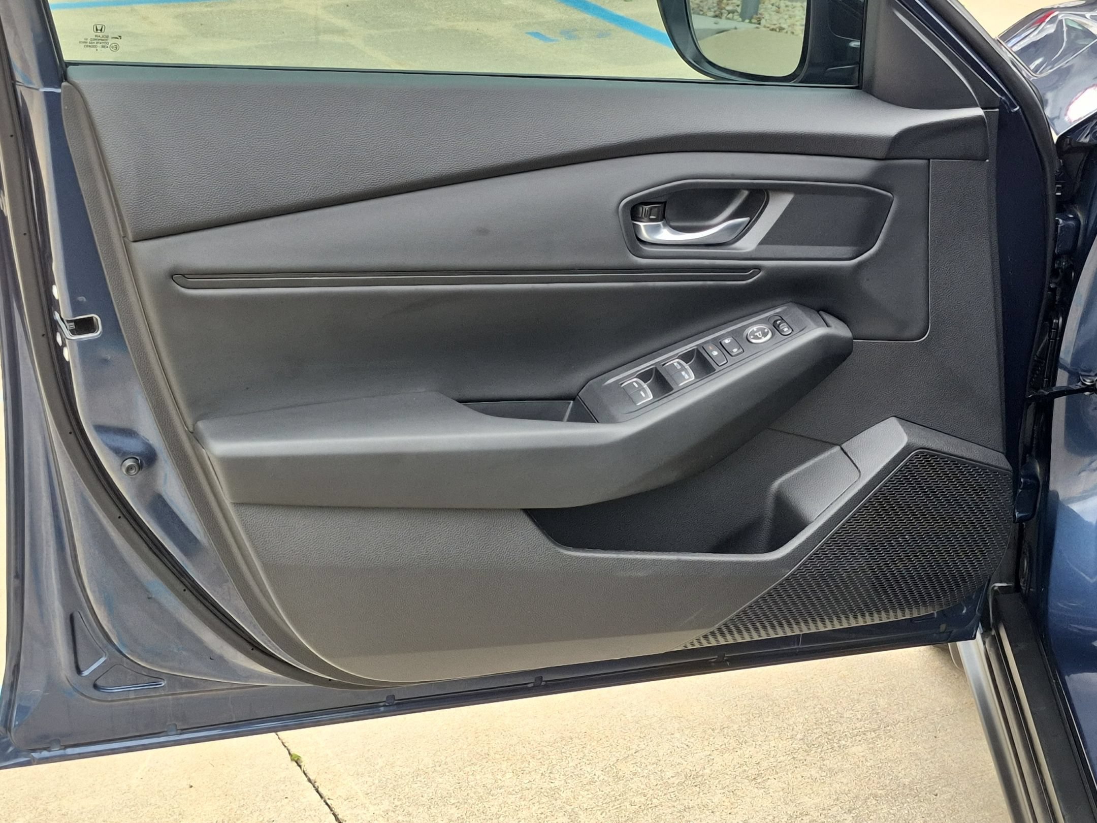 Certified 2025 Honda Accord SE image 12