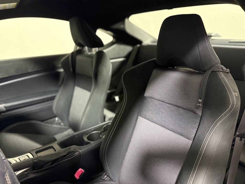 Used 2017 Toyota 86 RWD image 20