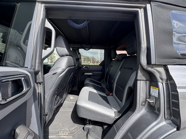 Used 2022 Ford Bronco Black Diamond image 12