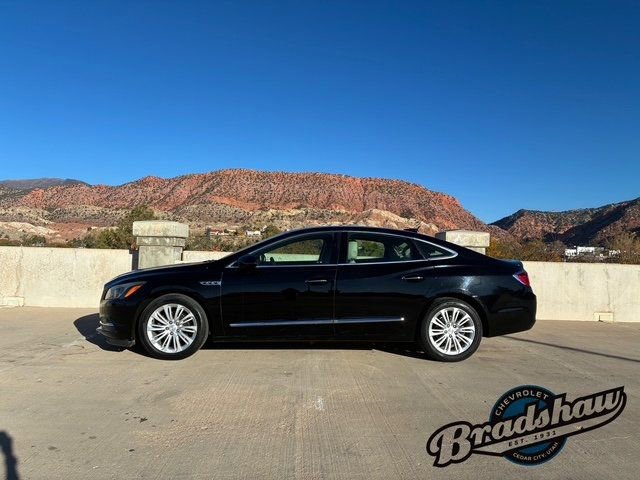 Used 2019 Buick LaCrosse Preferred image 4