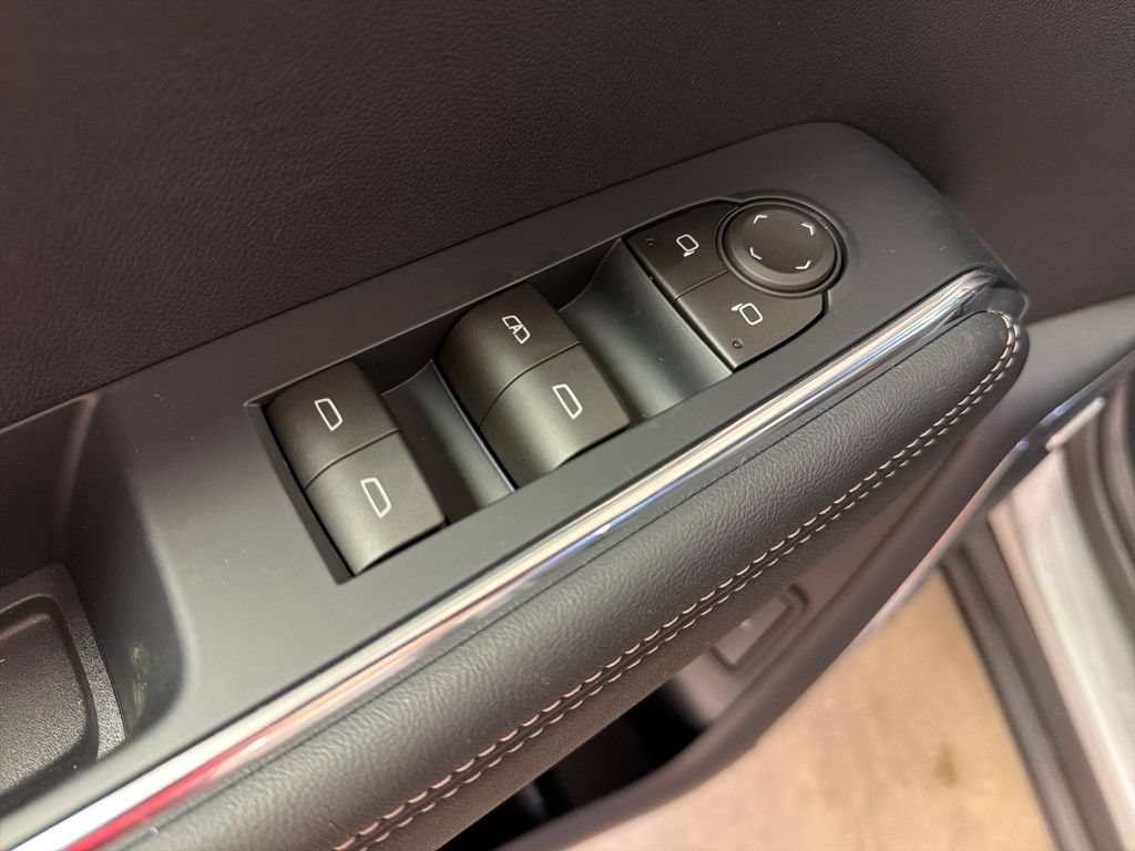 New 2026 GMC Acadia Elevation w/ Black Edition FWD image 22
