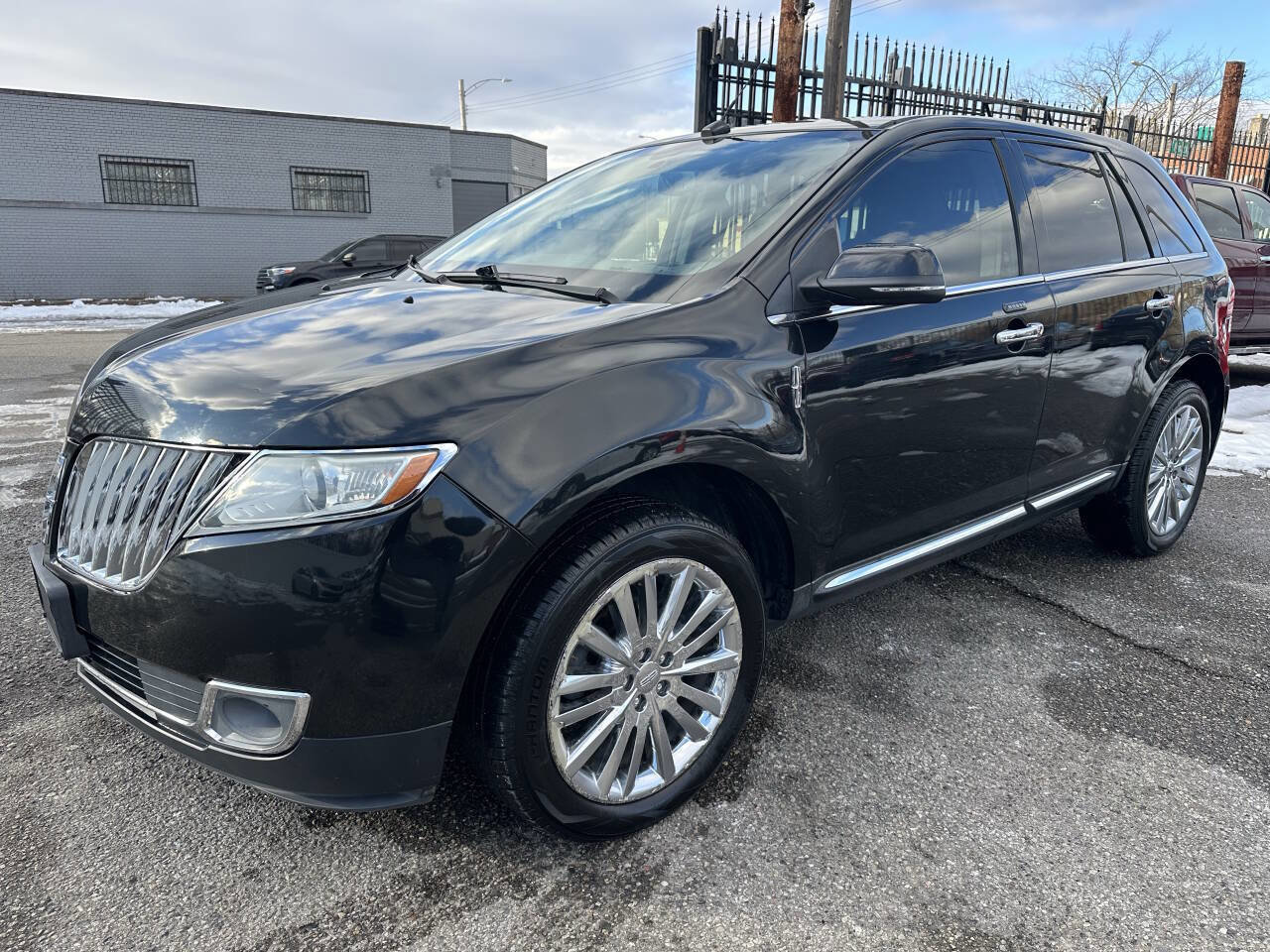 Used 2015 Lincoln MKX FWD w/ Equipment Group 102A