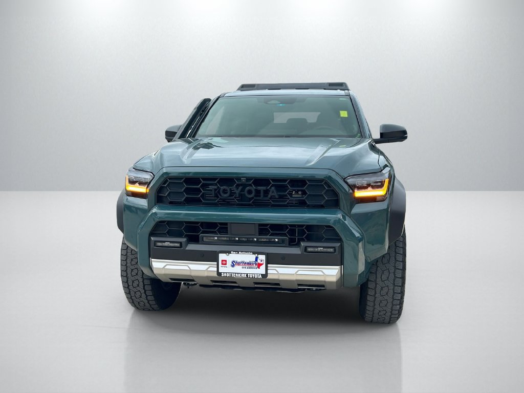 Certified 2025 Toyota 4Runner Trailhunter AWD/4WD image 2