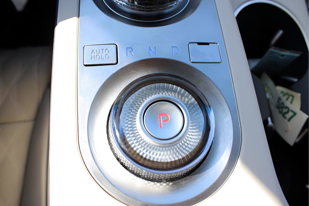 Used 2025 Genesis GV70 3.5T Sport w/ Sport Prestige Package AWD/4WD image 27