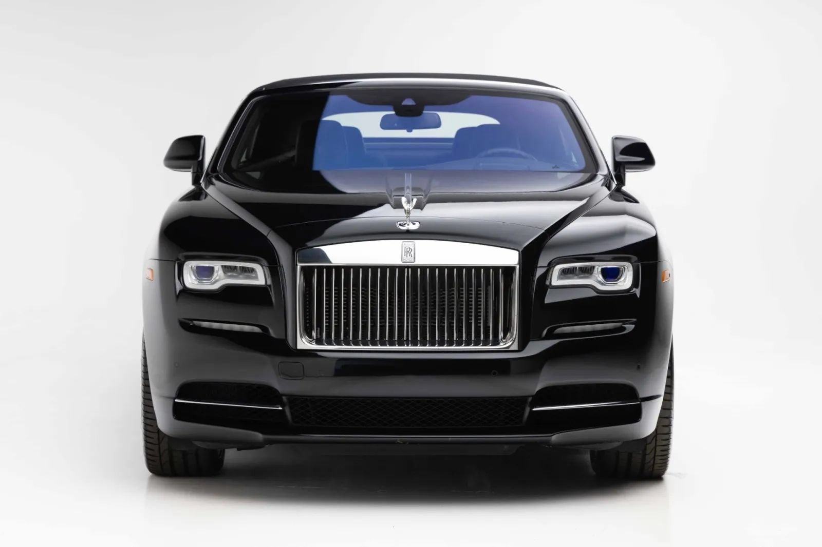 Used 2019 Rolls-Royce Dawn RWD image 21