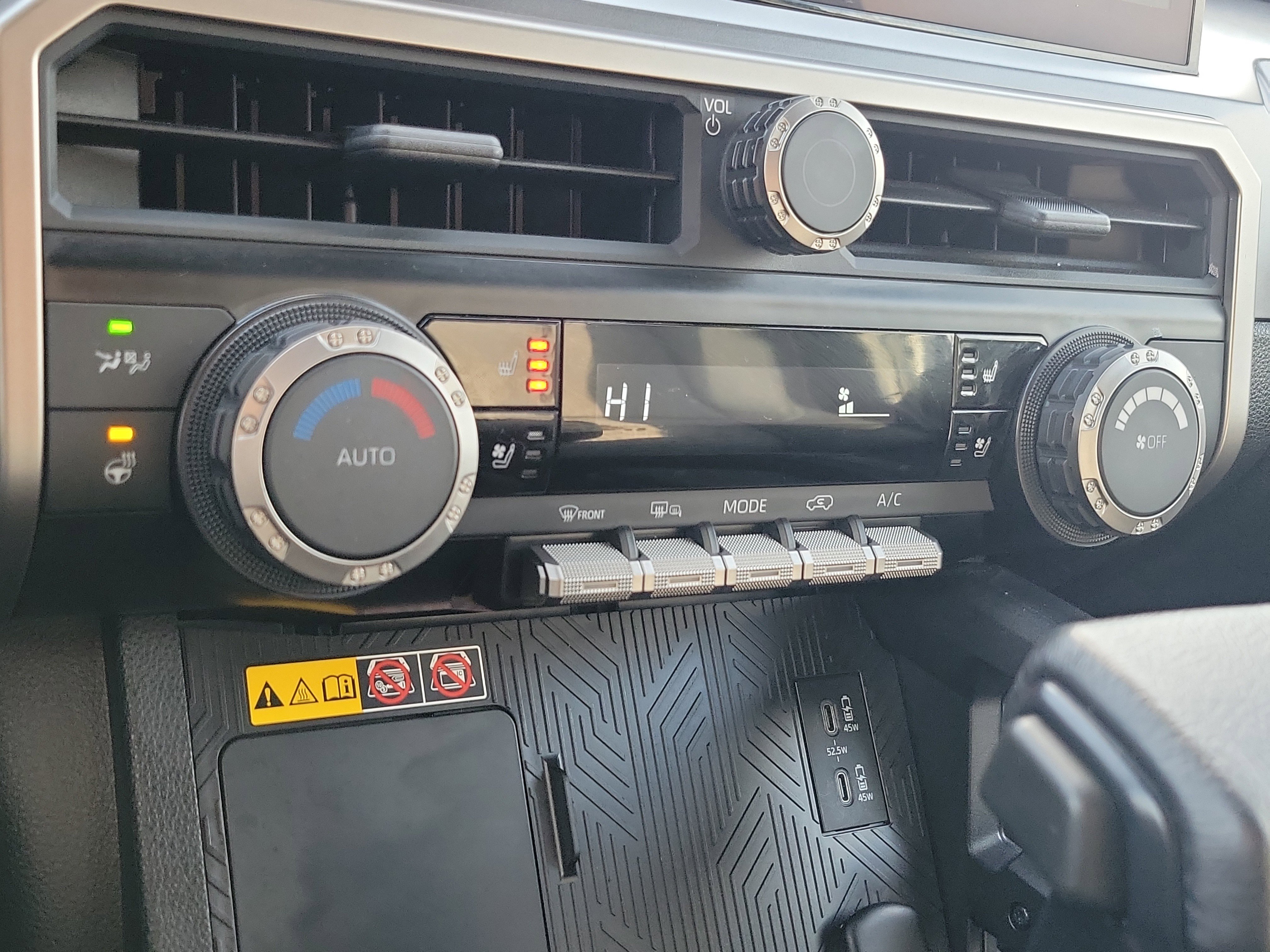 Certified 2025 Toyota 4Runner TRD Off-Road Premium image 30