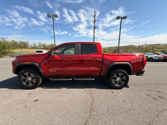 Used 2024 GMC Canyon AT4 w/ Technology Package image 8