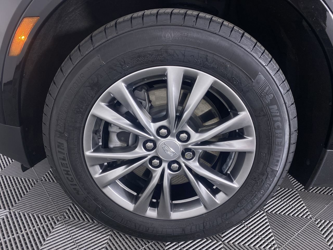 Certified 2022 Cadillac XT5 Premium Luxury AWD/4WD image 30
