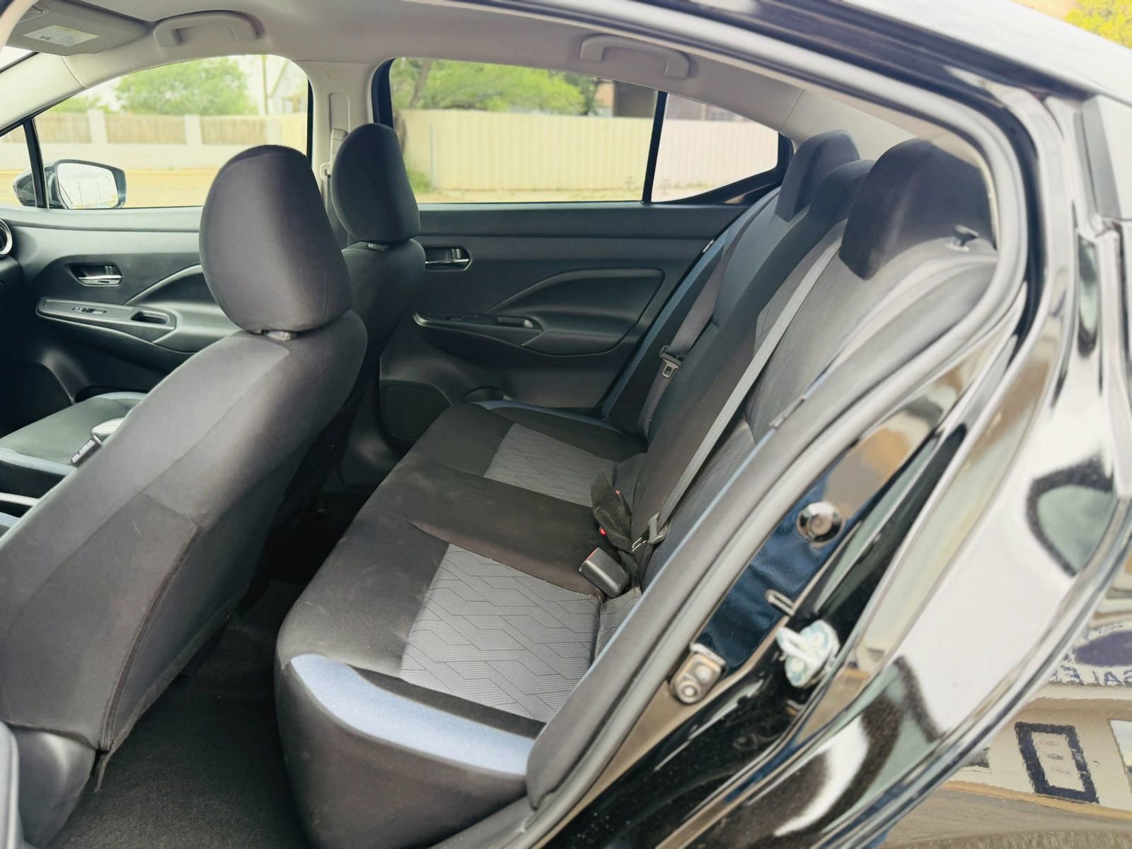 Used 2023 Nissan Versa SV FWD image 15