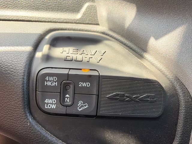 Used 2024 RAM 2500 Tradesman w/ Chrome Appearance Group AWD/4WD image 19