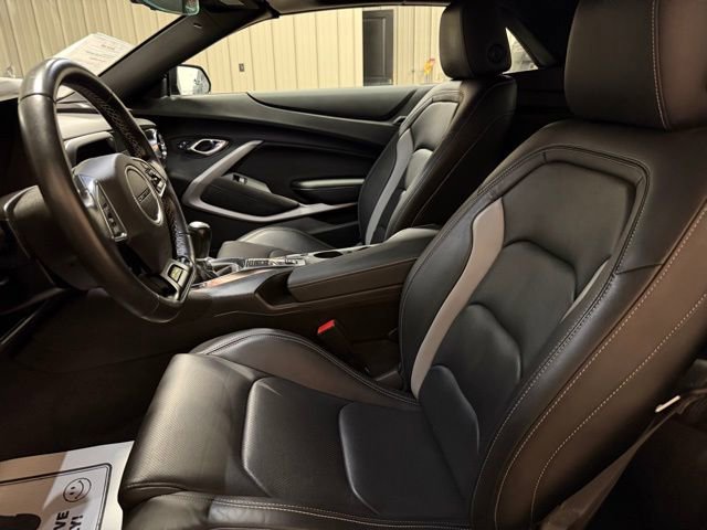 Used 2023 Chevrolet Camaro LT image 14