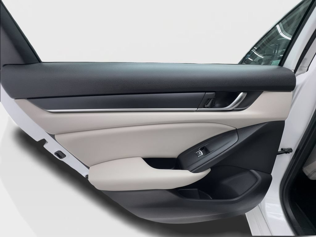 Used 2022 Honda Accord LX image 25