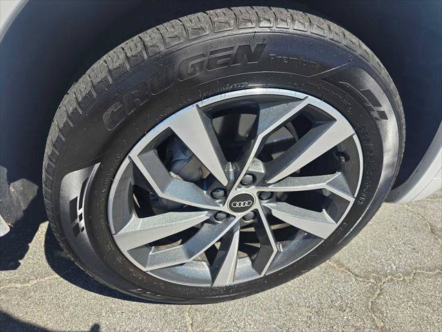Used 2023 Audi Q5 2.0T Premium Plus w/ Premium Plus Package AWD/4WD image 9