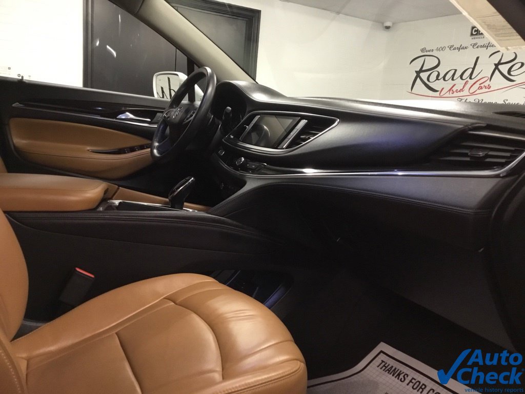 Used 2018 Buick Enclave Essence AWD/4WD image 42