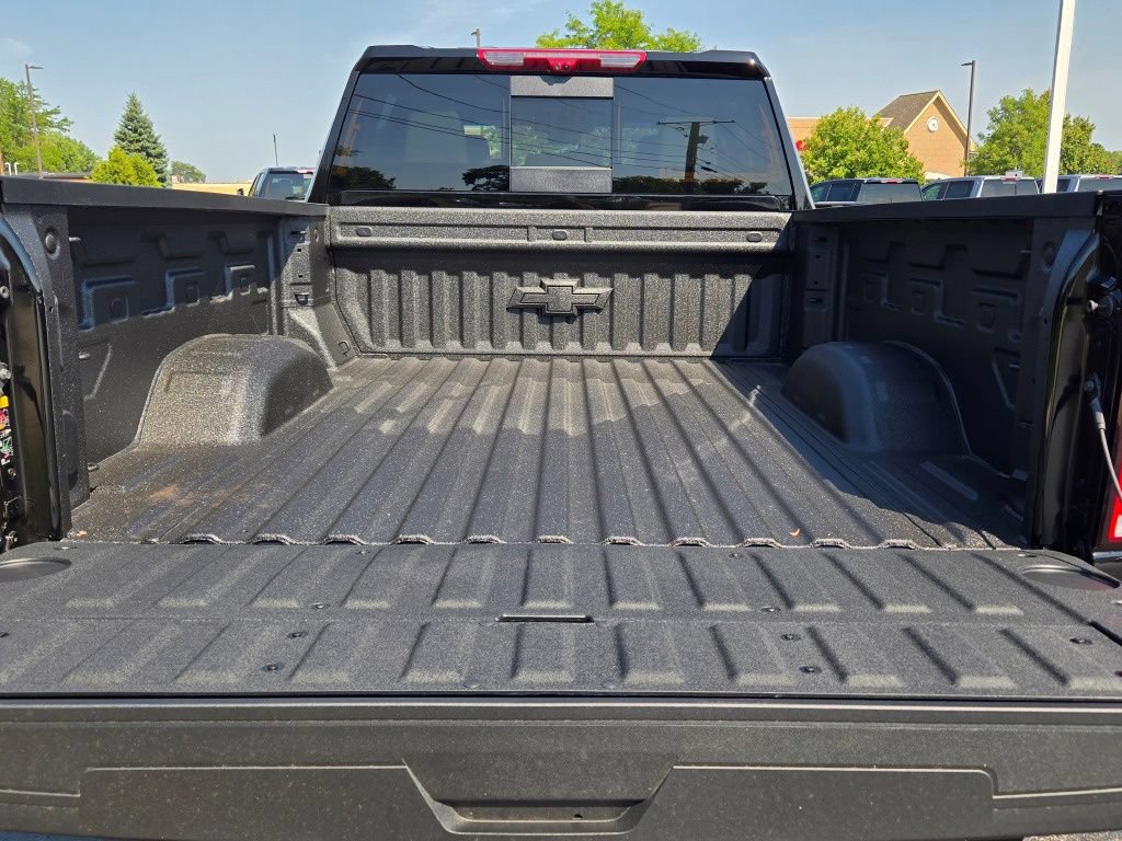 New 2026 Chevrolet Silverado 2500 ZR2 AWD/4WD image 14
