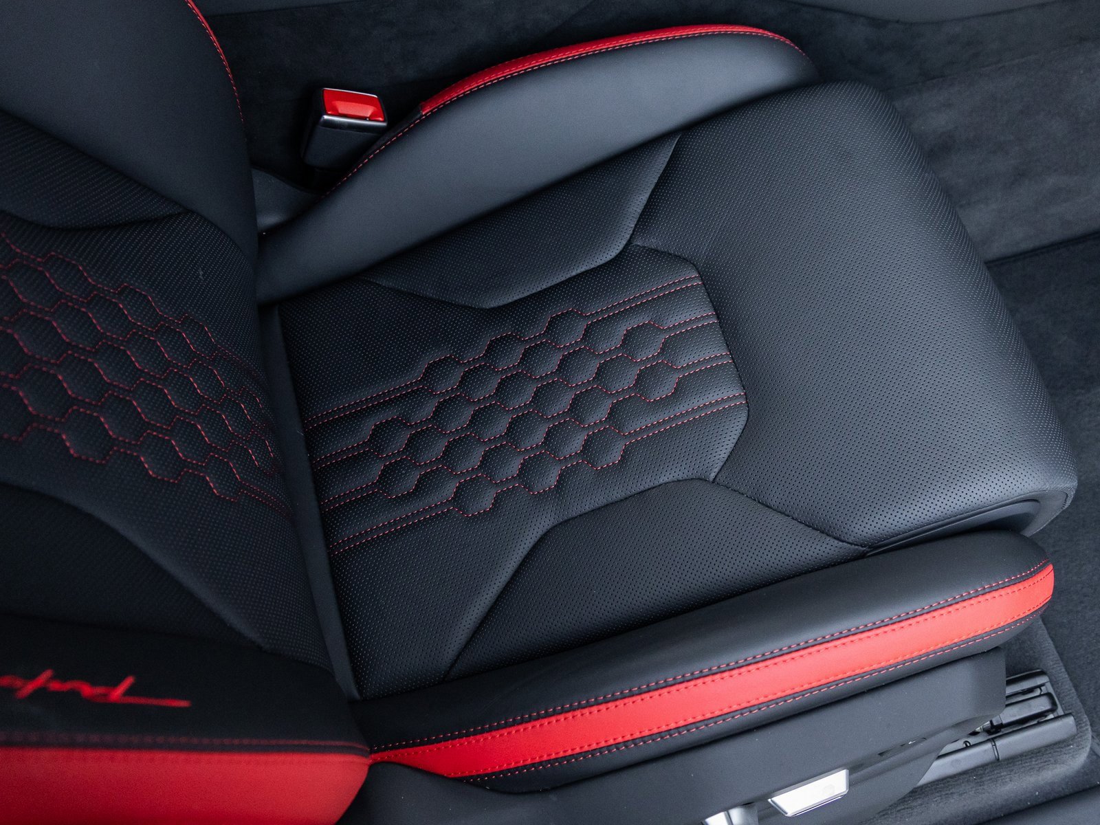 Used 2024 Lamborghini Urus Performante image 52