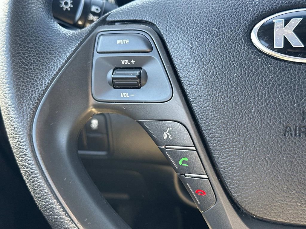 Used 2017 Kia Forte LX FWD image 22