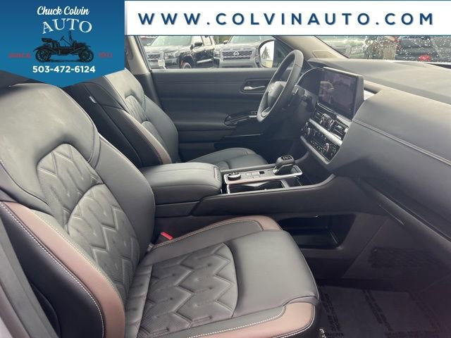 New 2026 Nissan Pathfinder Platinum image 23