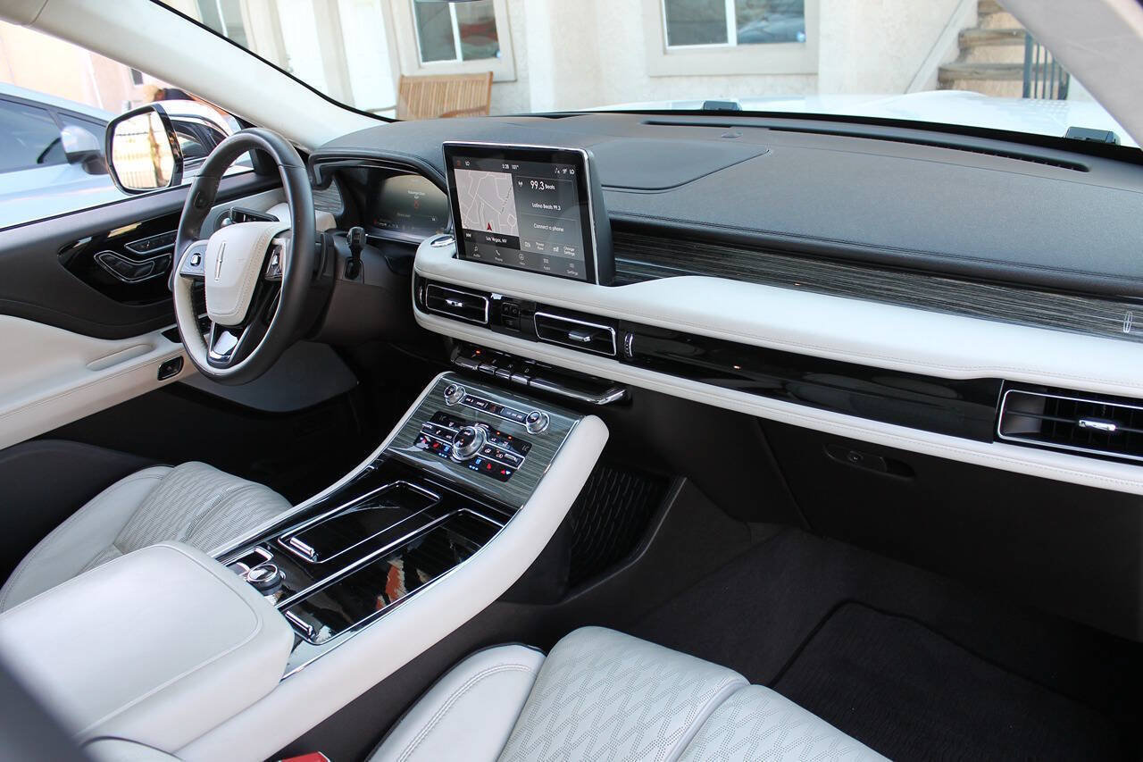 Used 2020 Lincoln Aviator Black Label Grand Touring w/ Class IV Trailer Tow Package AWD/4WD image 58
